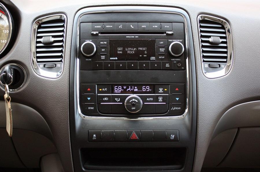  Dodge Durango 2011 года  (фото 21 из 70)